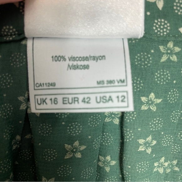 LAURA ASHLEY Pleated Maxi Skirt - Picture 6 of 15